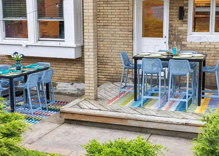 Midcentury 5bd | Bbq & Yard | Close To Dt & Pitt *